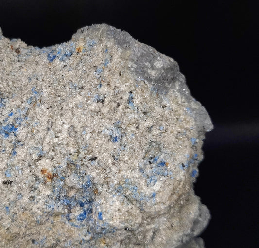 Hauyne in Sanidine - Eifel Mts