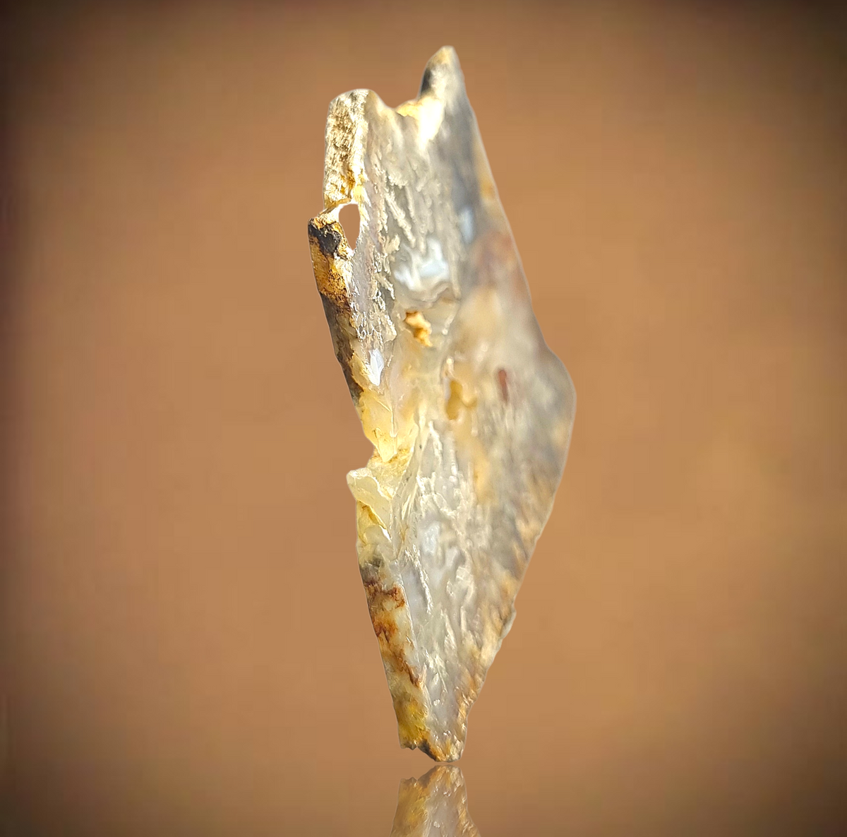 Gediegen Arsen, Realgar und Auripigment in Achat – Trent, Oregon