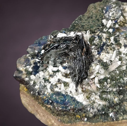 Magnetit/e psm. Hämatit/Hematite Rose - Dashkesan, Azerbaijan