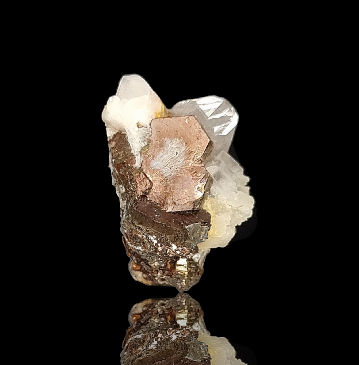 Pyrrhotin & Quarz/Pyrrhotite & Quartz - Furkabasistunnel, Uri 🇨🇭