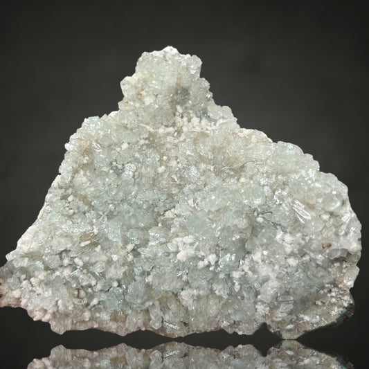 Greenish Apophyllit/e, Phillipsit/e - Ortenberg, Germany