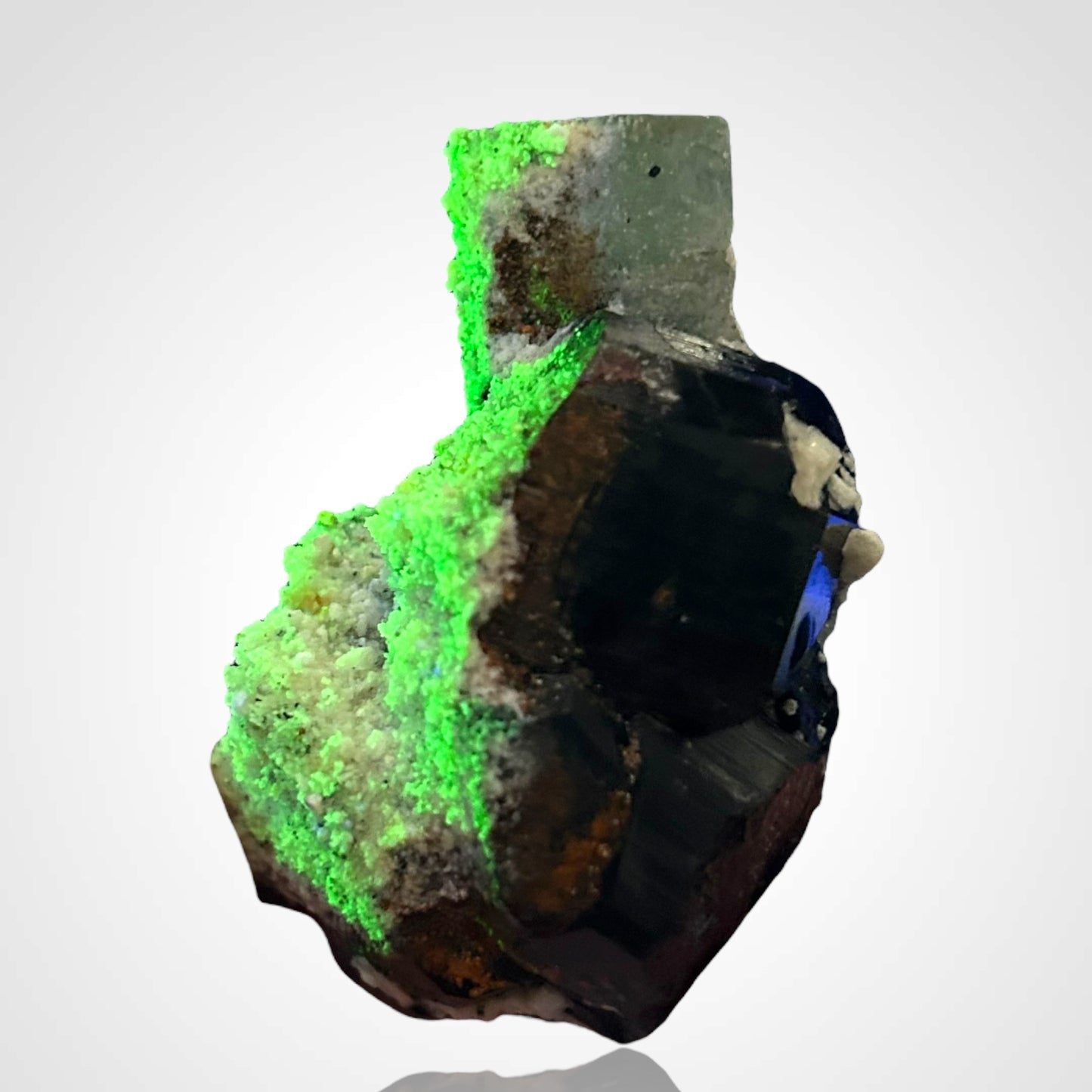 Aquamarin, Schörl, Hyalit - Erongo, Namibia