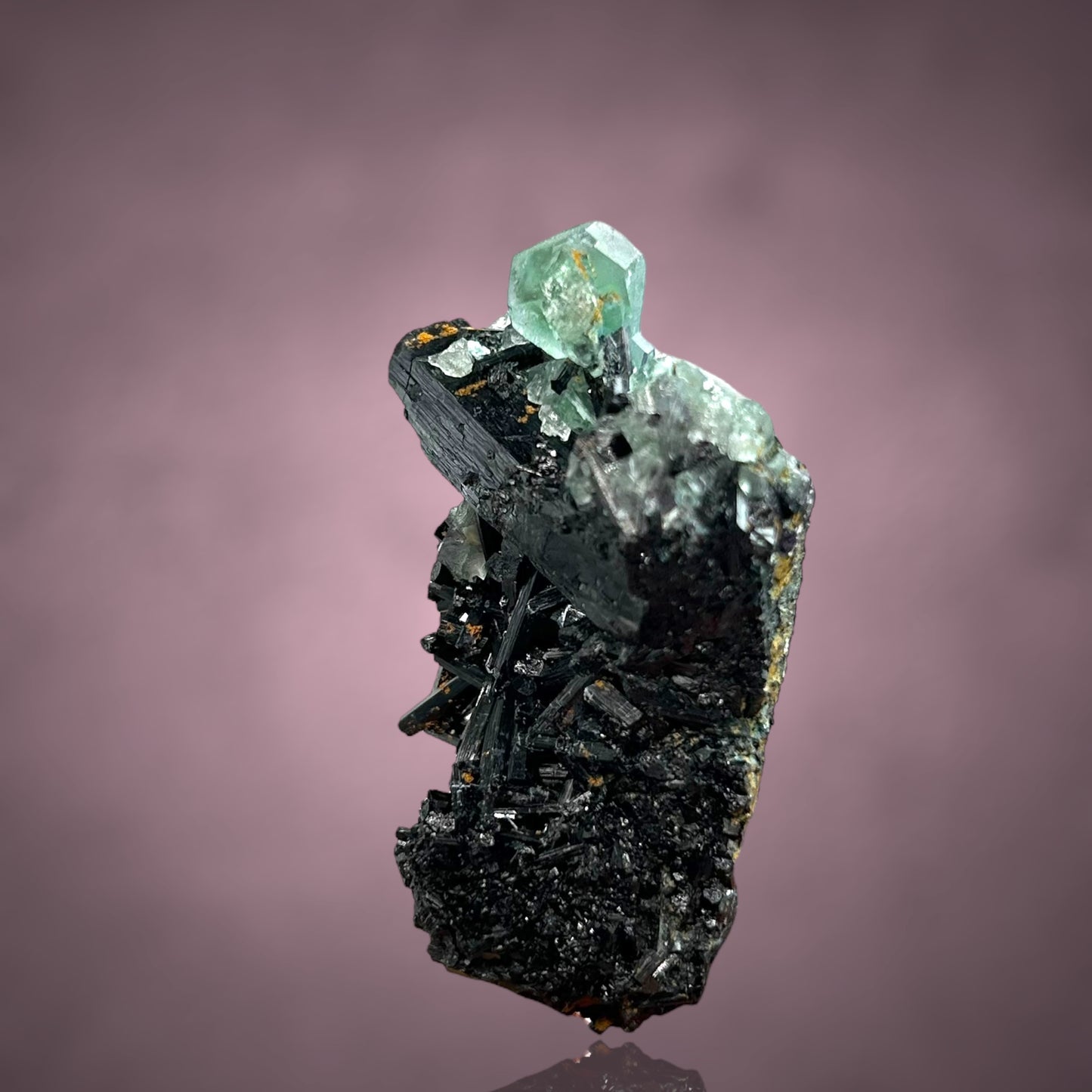 Fluorit/e & Schörl/Schorl - Erongo, Namibia