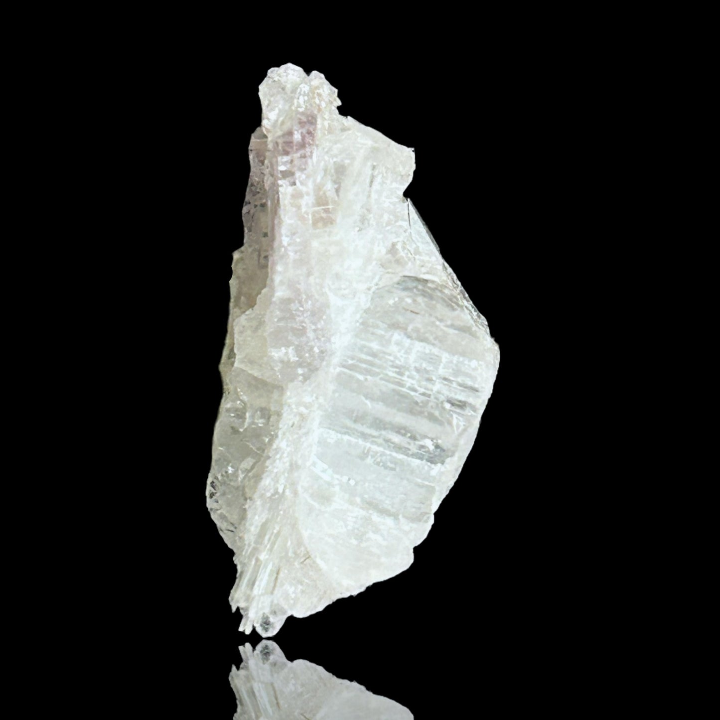 Hydroboracite on pink anhydrite - Kohnstein quarry, Germany