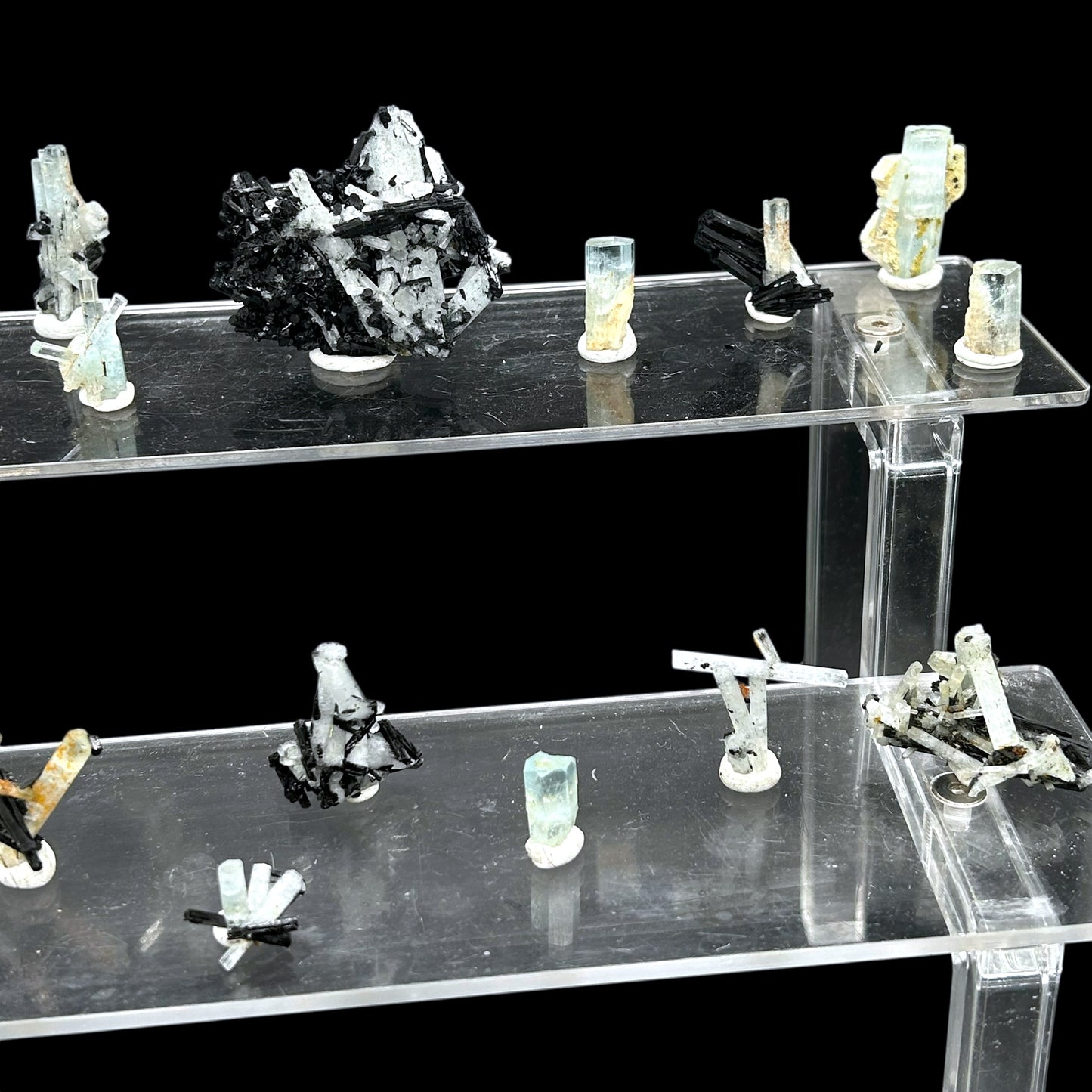 27x Aquamarinkristalle und -cluster - Erongo, Namibia