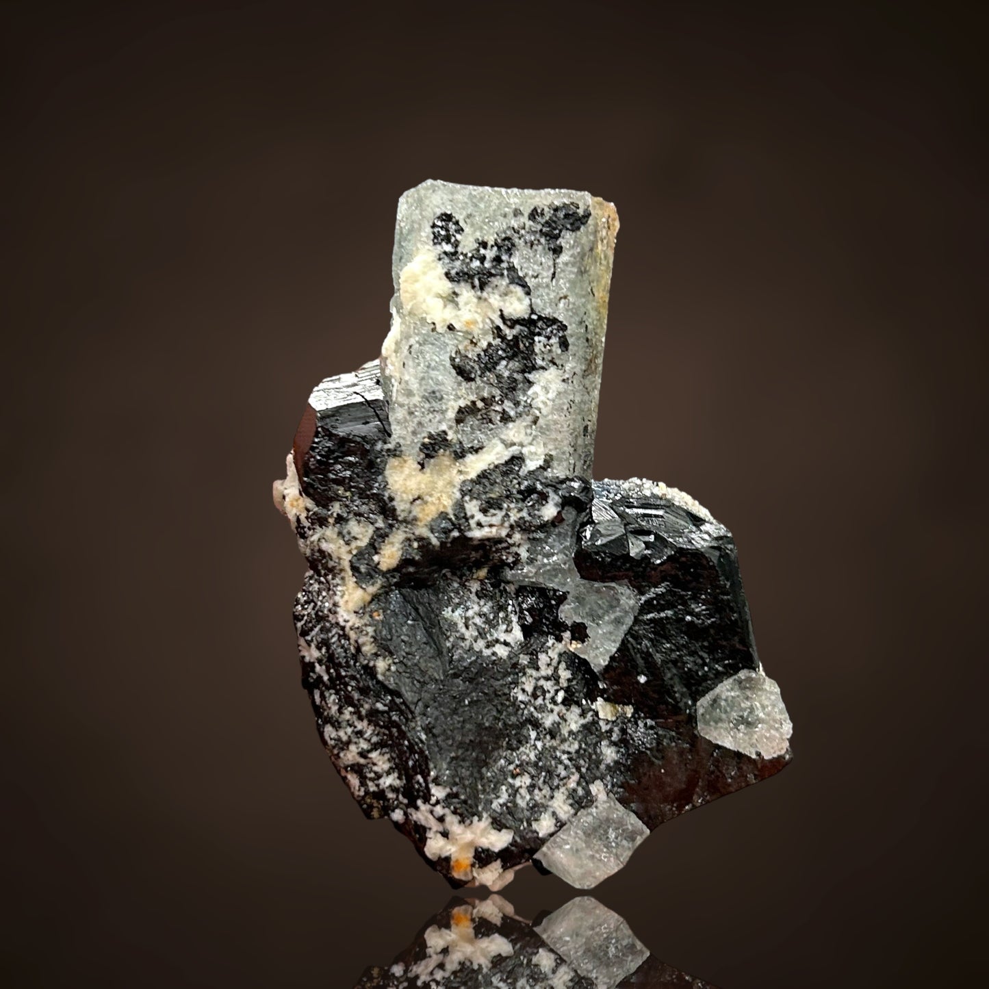 Aquamarin, Schörl, Hyalit - Erongo, Namibia