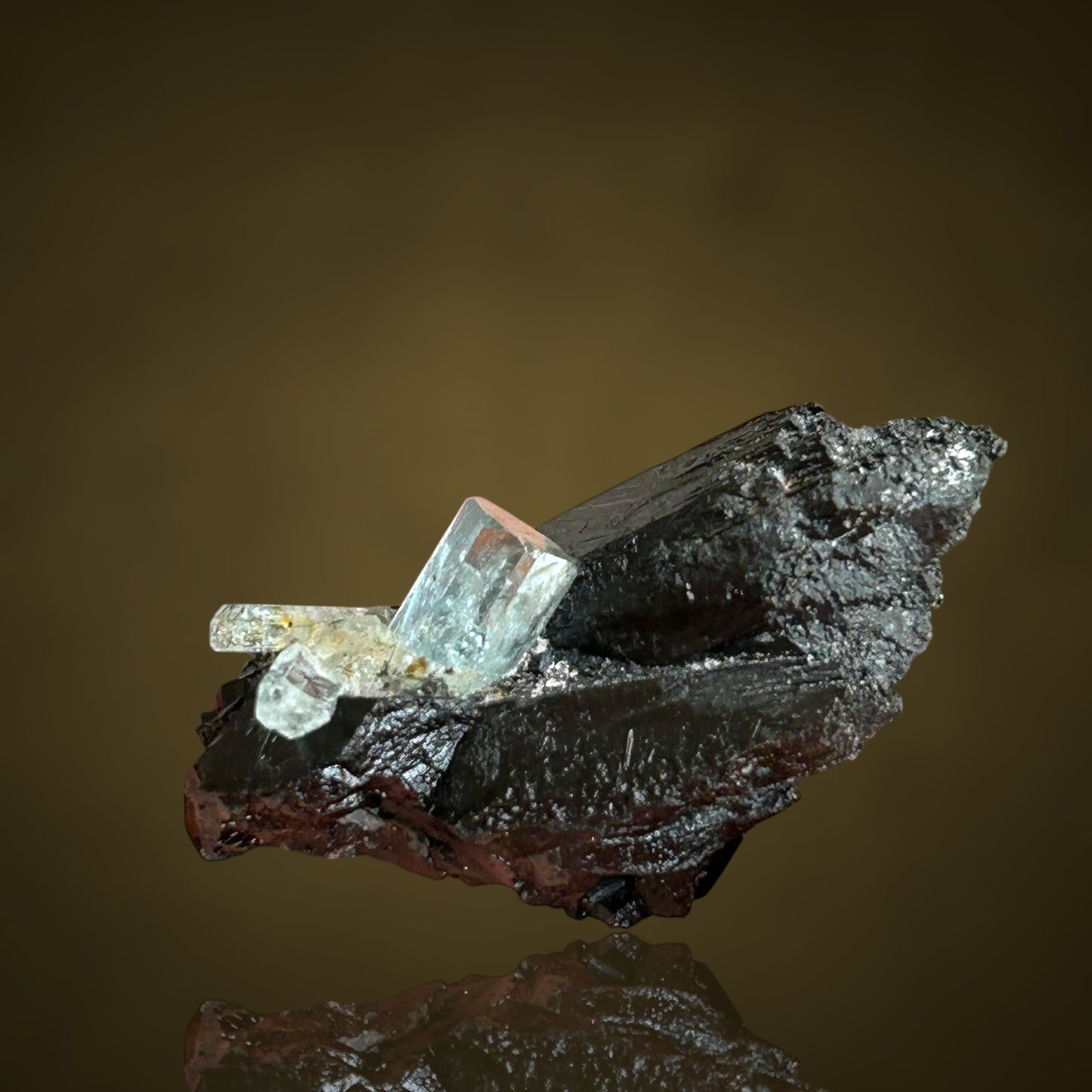 Aquamarin, Schörl-Turmalin - Erongo, Namibia