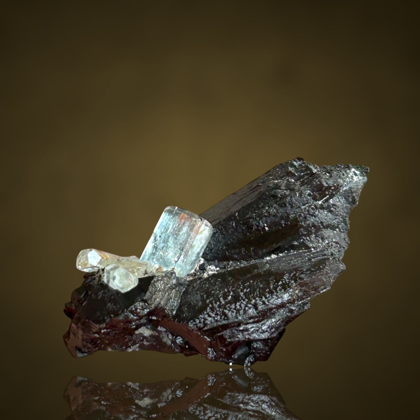 Aquamarin, Schörl-Turmalin - Erongo, Namibia