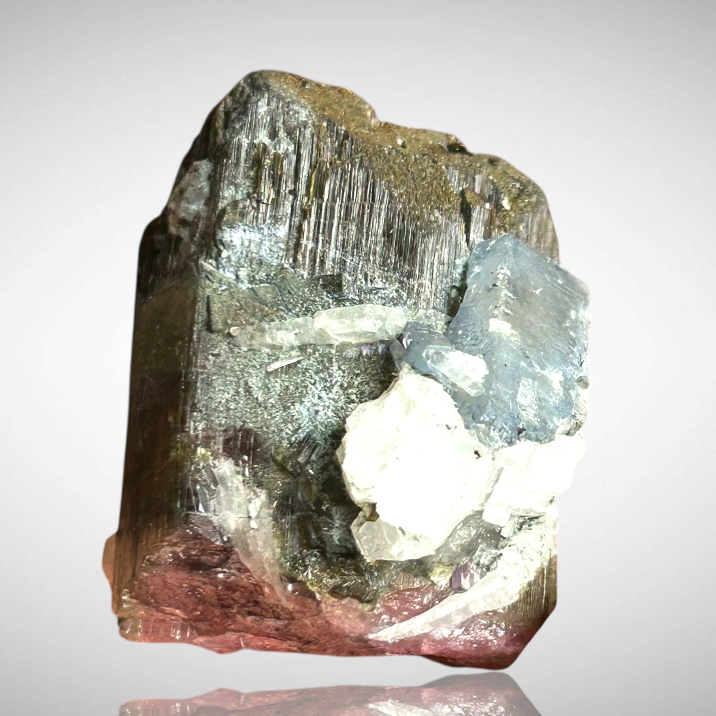 Watermelon Tourmaline - Virgem da Lapa, Brazil