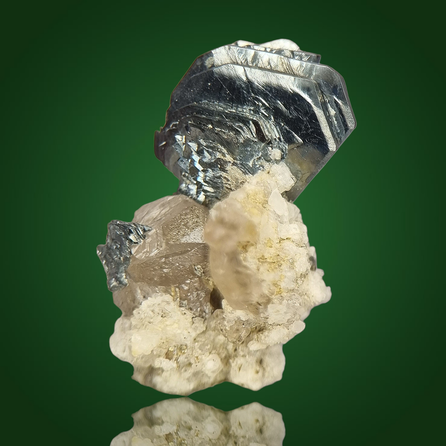 Hämatit – Cavradi, Schweiz