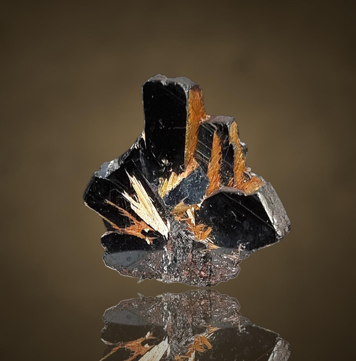 Hematite & Rutile - Novo Horizonte, Brazil