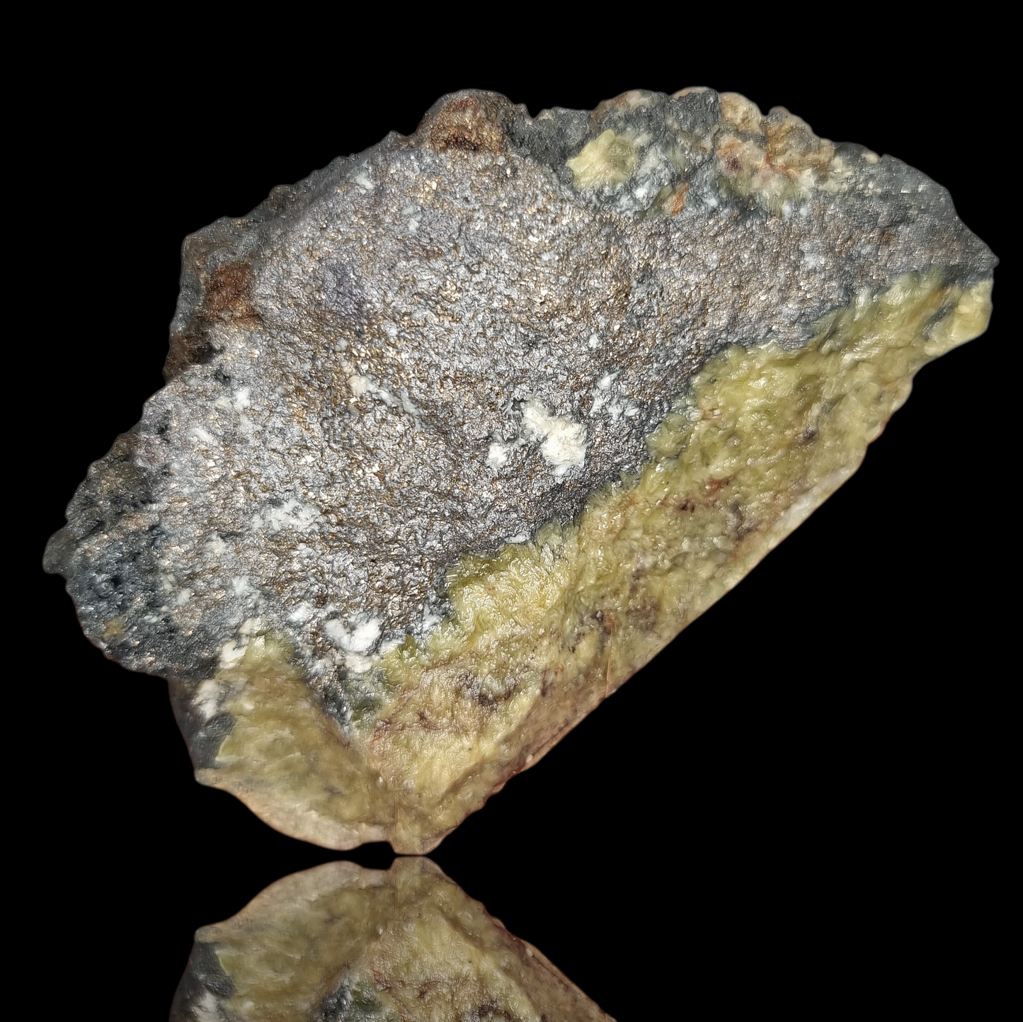 Native Bismuth - Shaft 371, Hartenstein, Erzgebirge