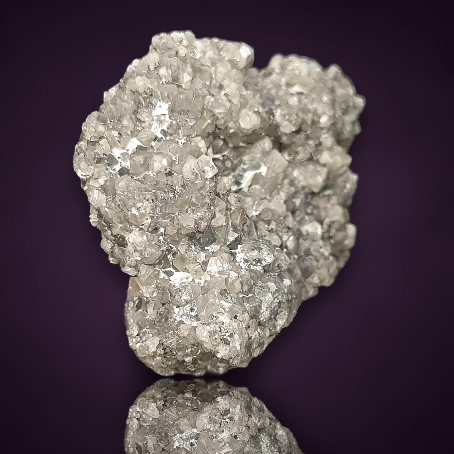 Senarmontit/e - Djebel Hammimat Mine, Algeria