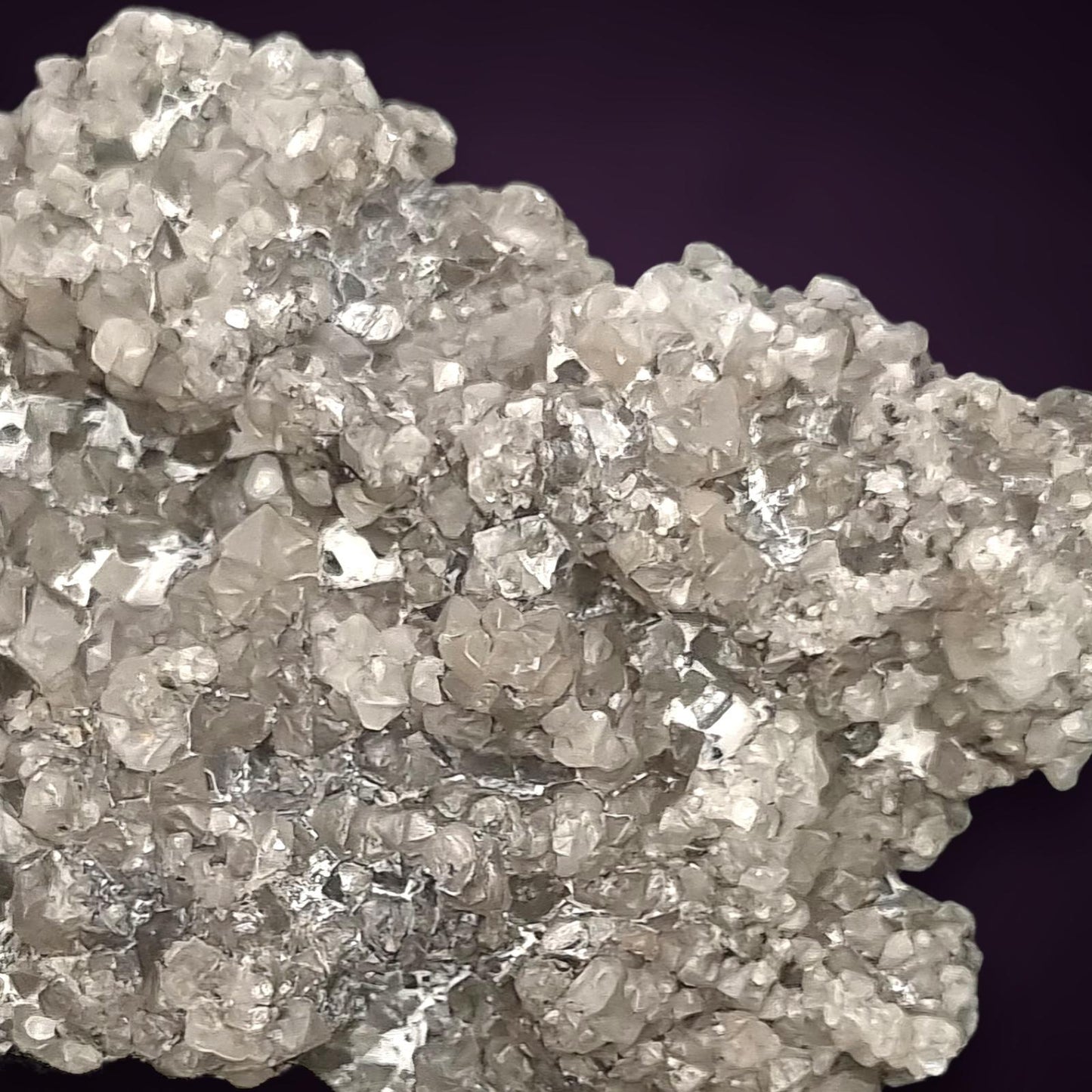 Senarmontit/e - Djebel Hammimat Mine, Algeria
