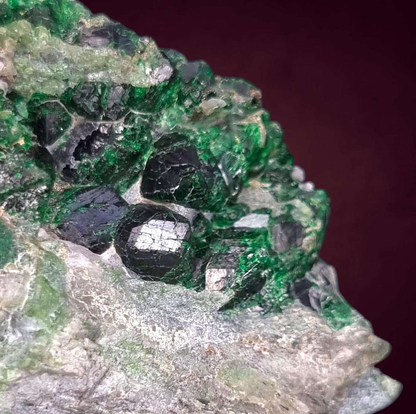 Uwarowit/Uvarovite - Outokumpu, Finnland