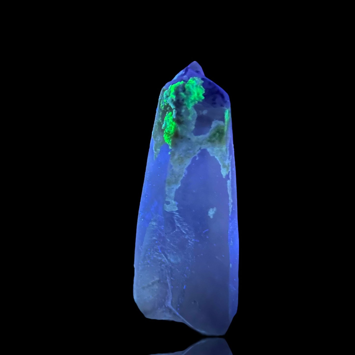 Quarz/Quartz, Fluorit/e & Hyalit/e - Erongo, Namibia