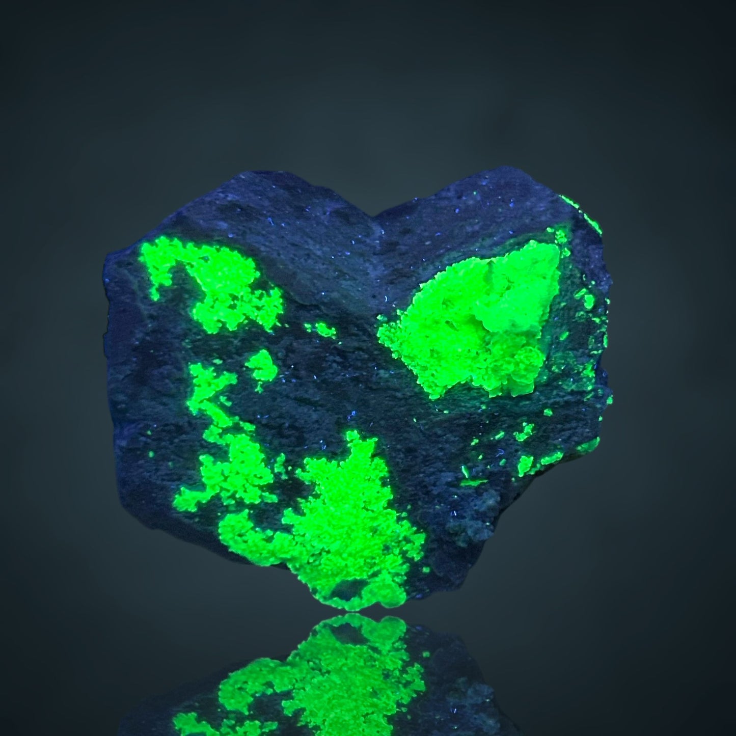 Orthoclase twin & Hyalite - Erongo, Namibia