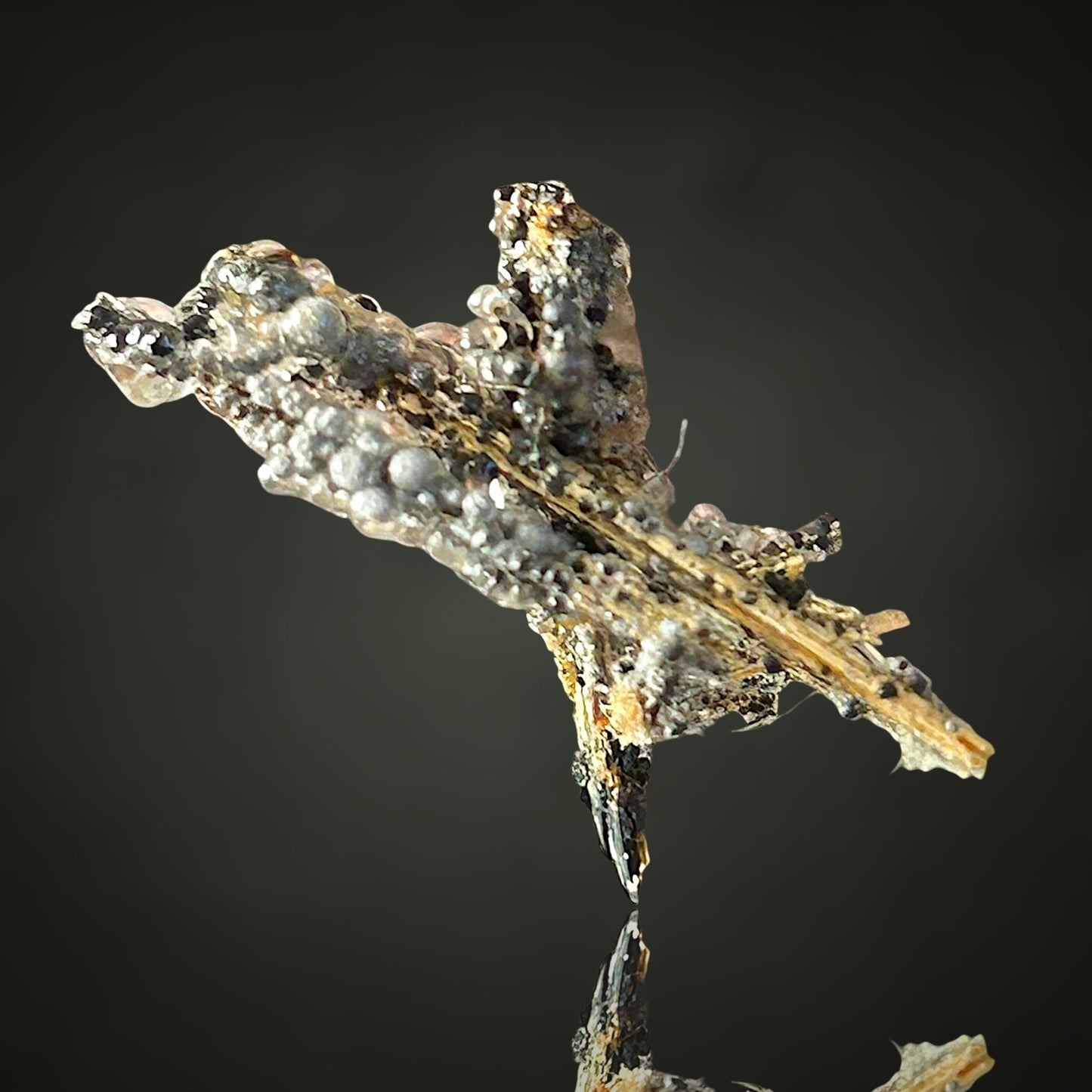 Hyalite, Rutile & Hematite - Novo Horizonte, Brazil