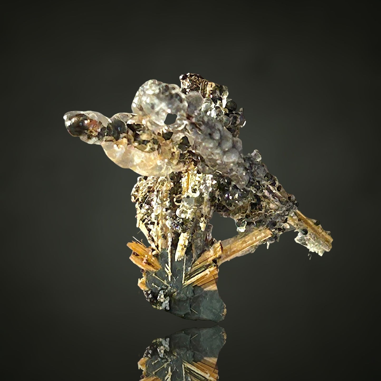 Hyalite, Rutile & Hematite - Novo Horizonte, Brazil