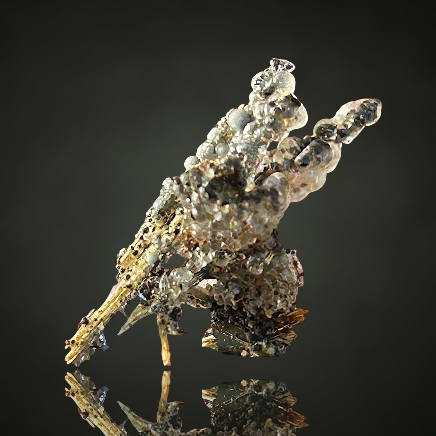 Hyalite, Rutile & Hematite - Novo Horizonte, Brazil