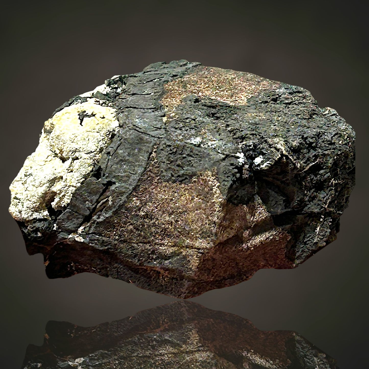 Gediegen Silber in gediegen Arsen - Erzgebirge