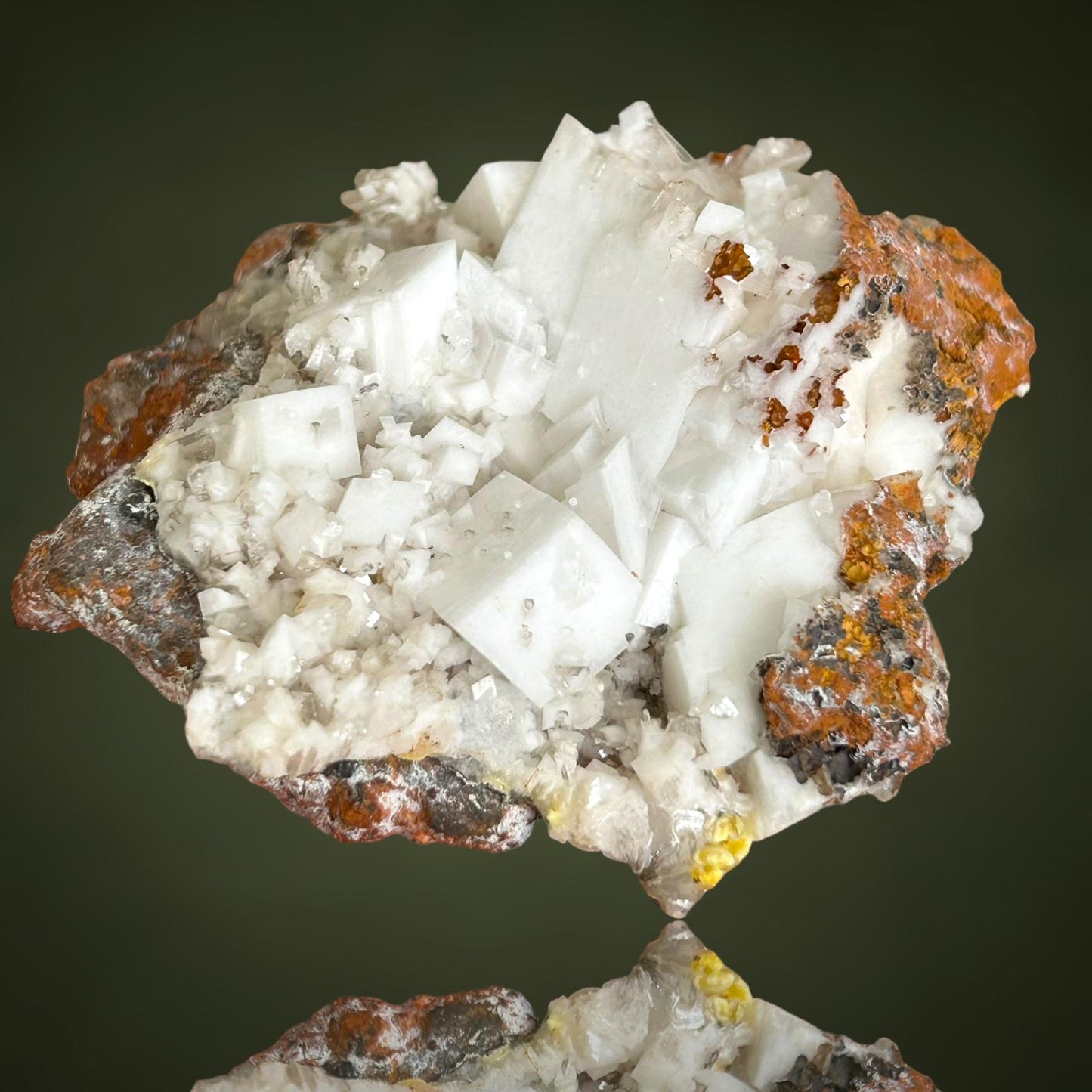 Calcit, Hemimorphit, Mimetesit – Ojuela Mine