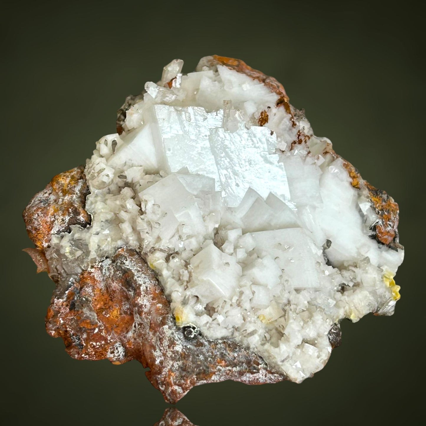 Calcit, Hemimorphit, Mimetesit – Ojuela Mine
