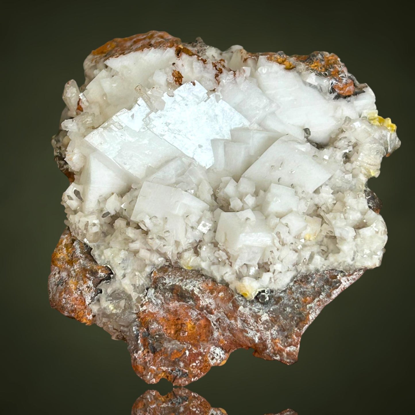 Calcit, Hemimorphit, Mimetesit – Ojuela Mine