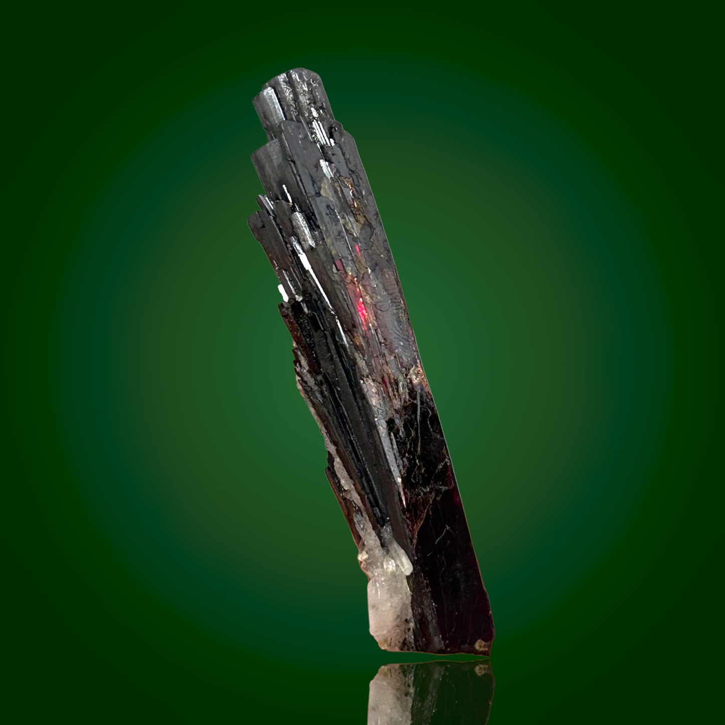 Hübnerit – Huayllapon Mine, Peru