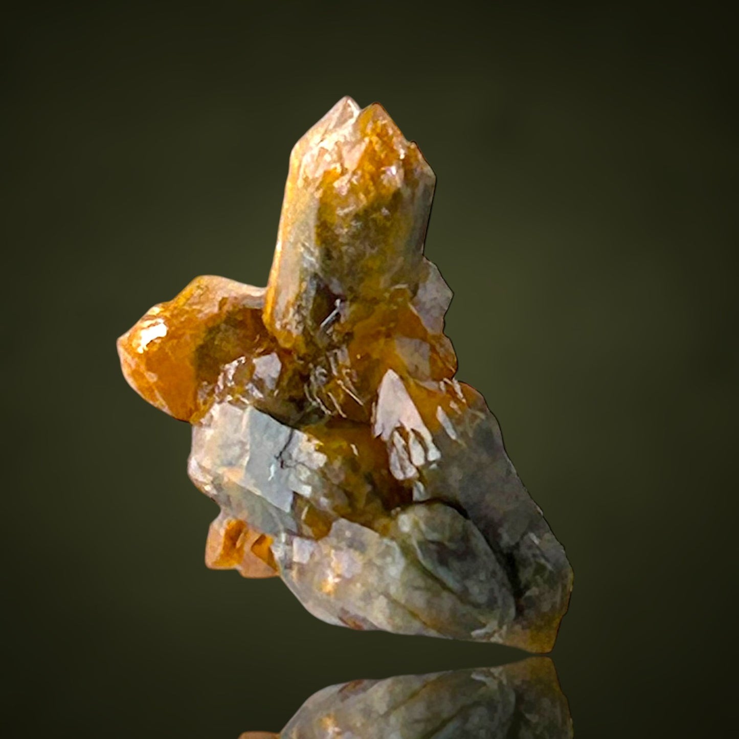 Quarz mit Pilzeinschlüssen