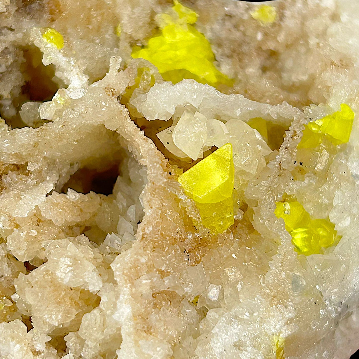 Sulfur, Calcite - Machow, Poland