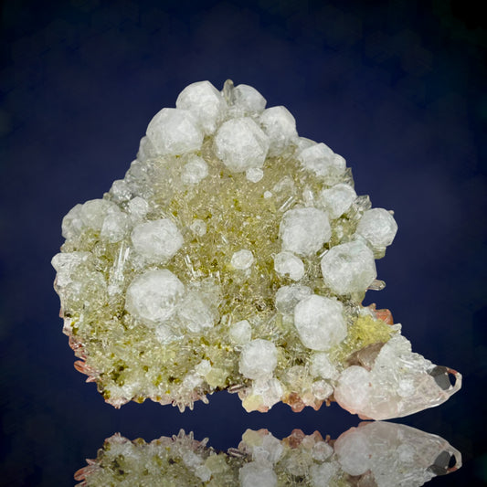 Analcime, Prehnite, Quartz - Tafelkop, Namibia