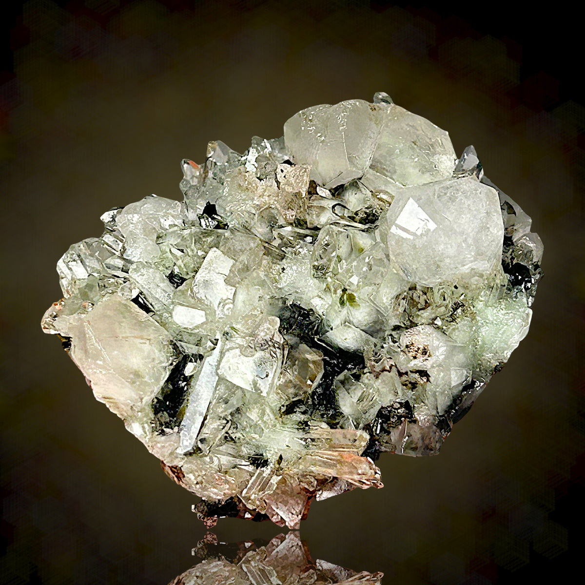 Analcime, Pumpellyite, Calcite - Tafelkop, Namibia