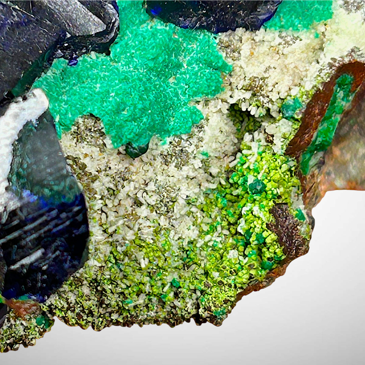 Tsumebit, Azurit, Arsentsumebit, Smithsonit, Cerussit - Tsumeb, Namibia
