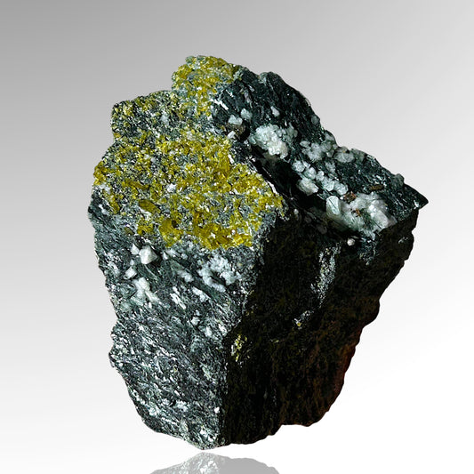 Titanite & Albite - Oppdalen, Norway