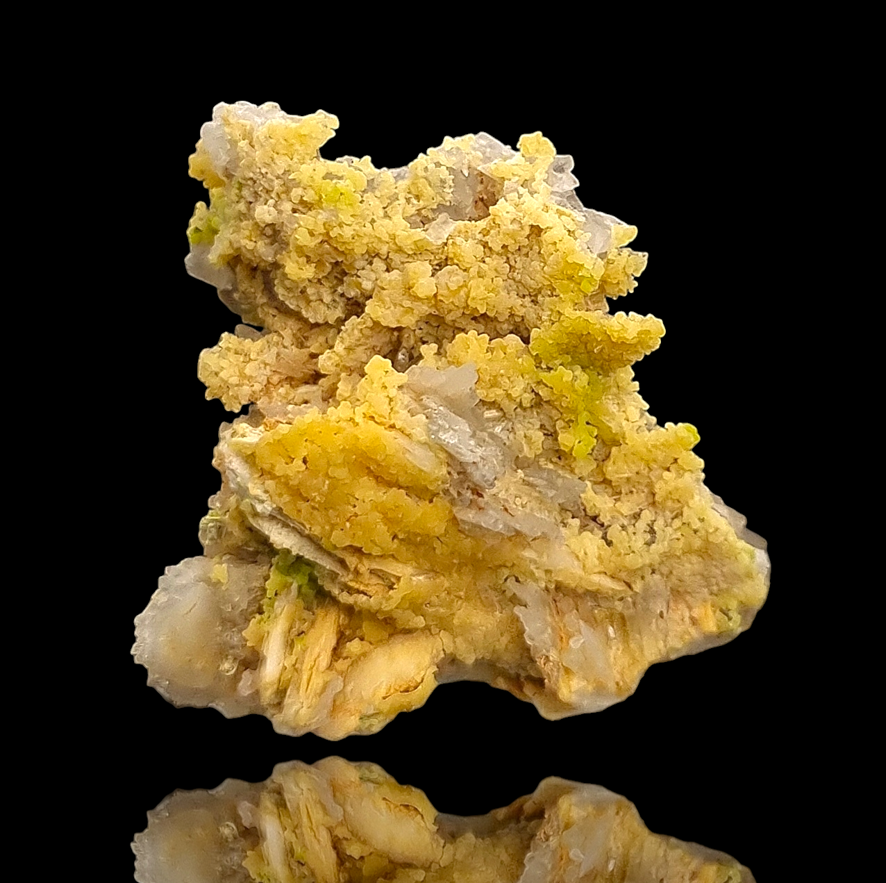 Mimetesit/Mimetite - Badenweiler, Schwarzwald/Black Forest