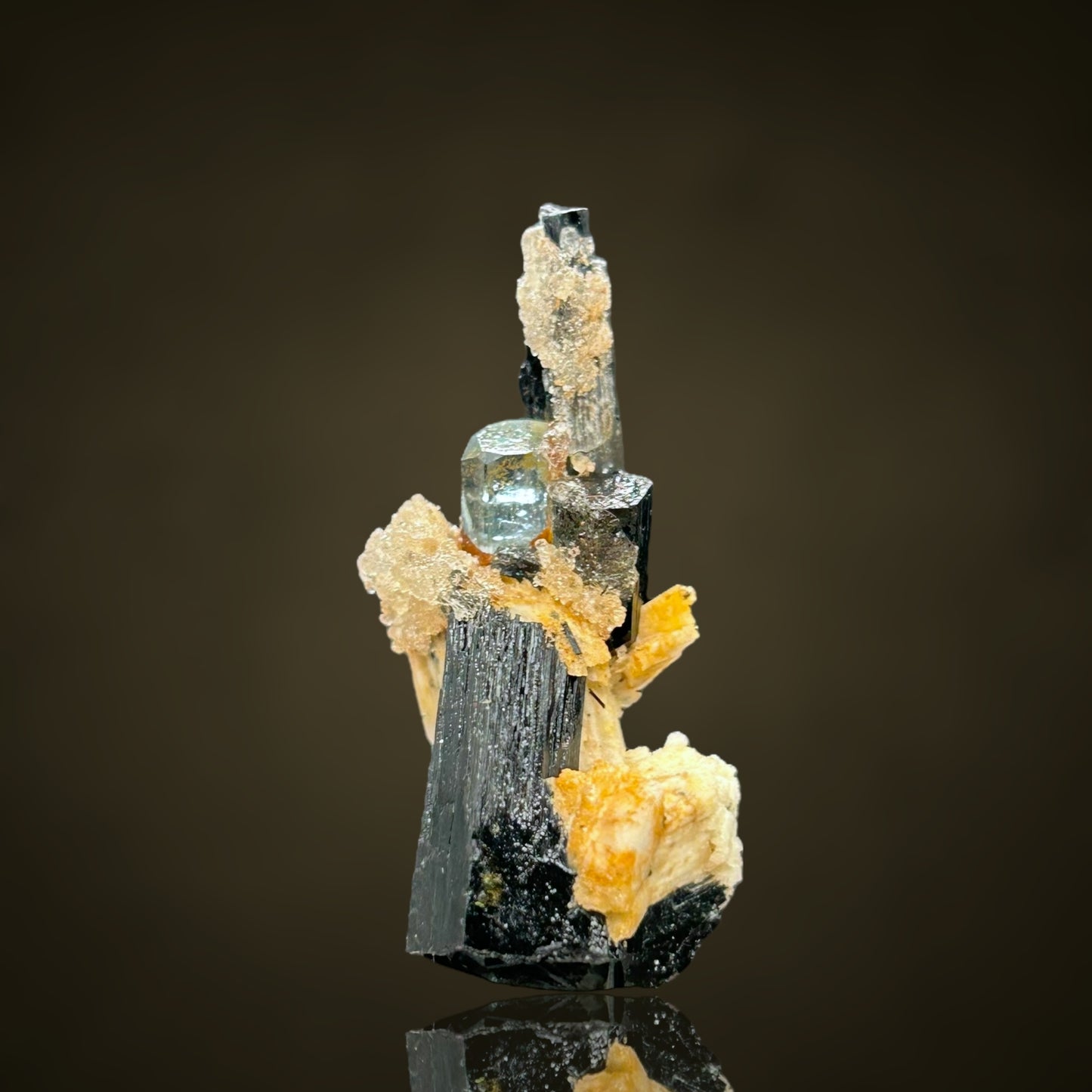 Aquamarin/e, Hyalit/e, Schorl - Erongo, Namibia