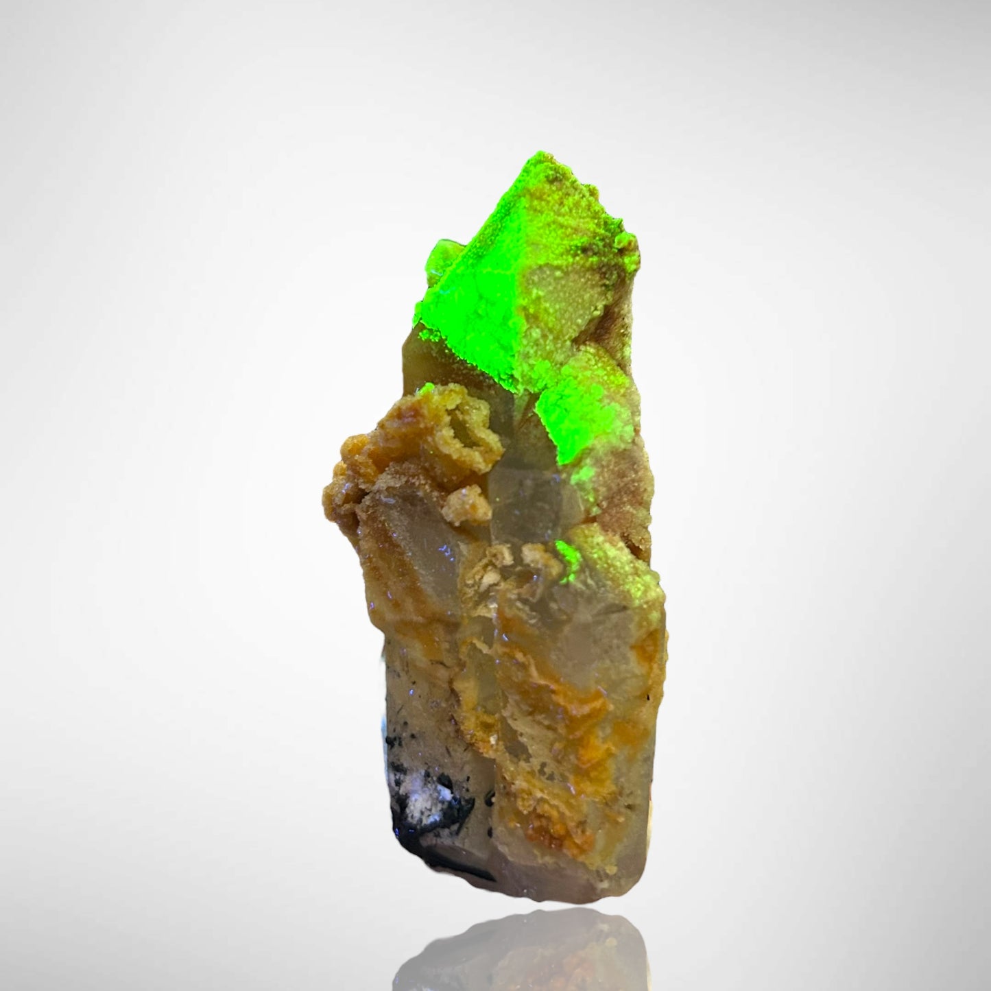 Hyalite on Quarz - Erongo, Namibia