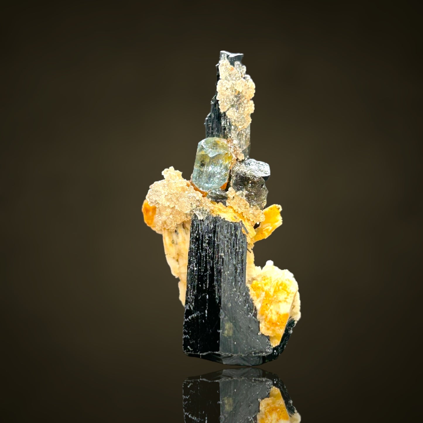 Aquamarin/e, Hyalit/e, Schorl - Erongo, Namibia