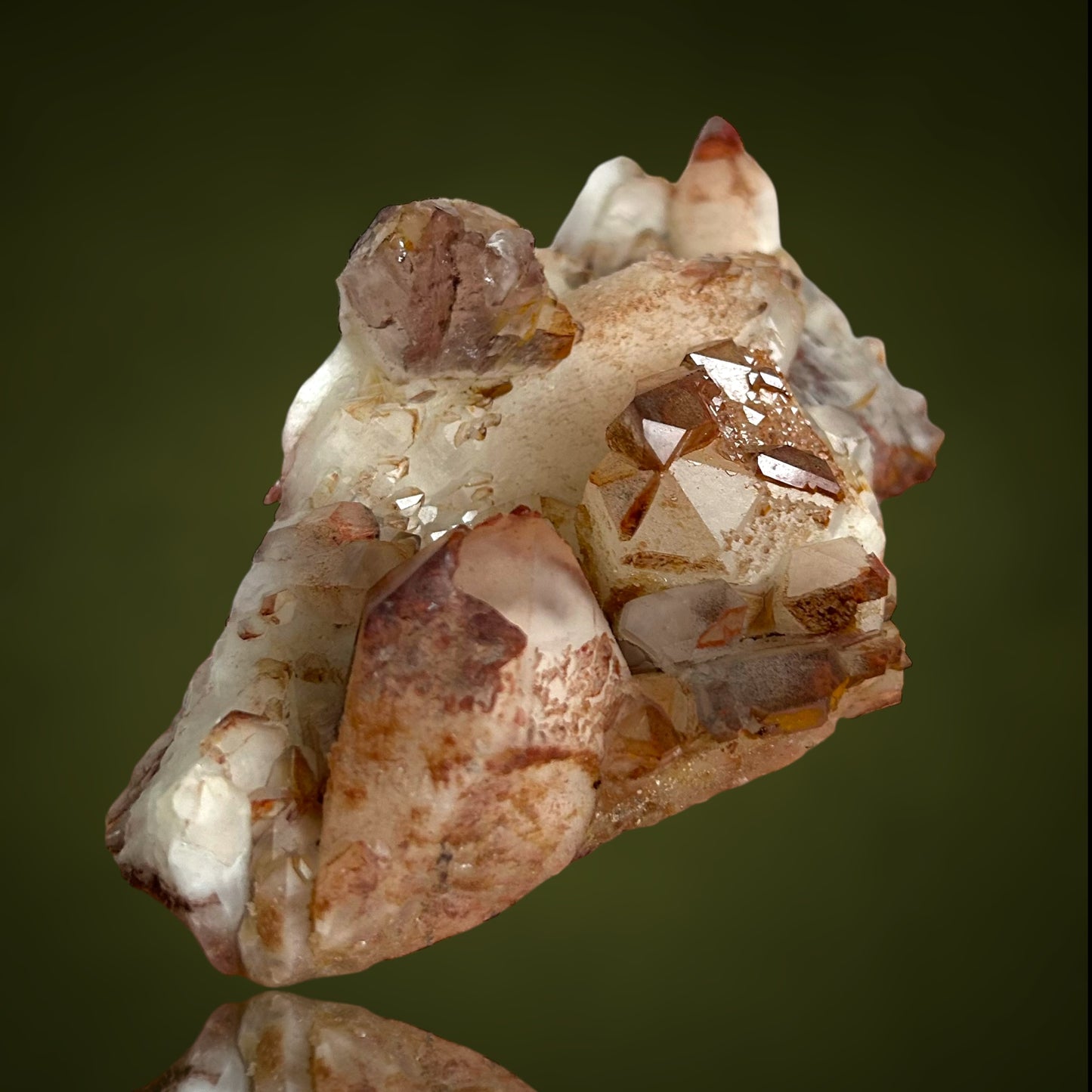 Quarz mit Hämatit-Phantomen - Orange River, Südafrika