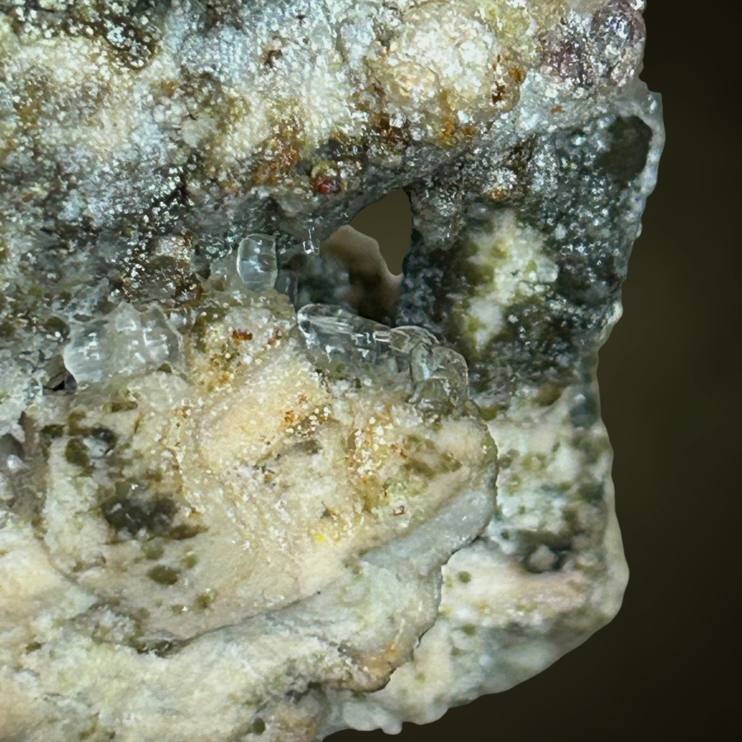 Hyalit/e, Sphaerosiderit/e, Orthoclas/e - Erongo, Namibia