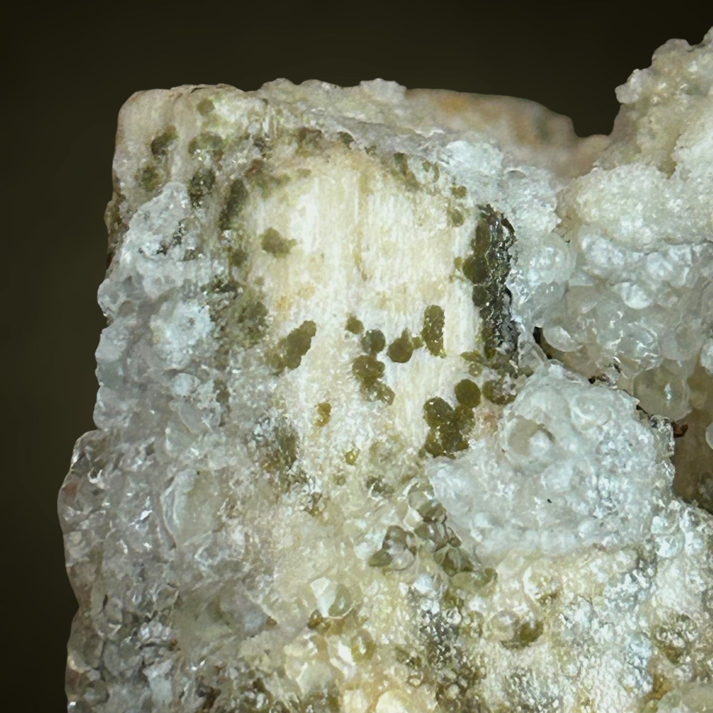 Hyalit/e, Sphaerosiderit/e, Orthoclas/e - Erongo, Namibia
