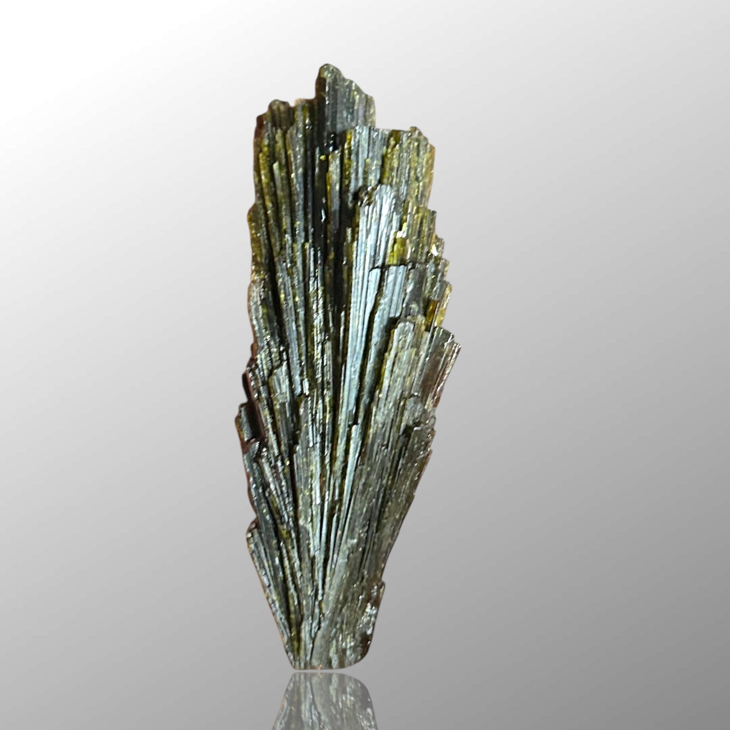 Epidote - Balochistan, Pakistan