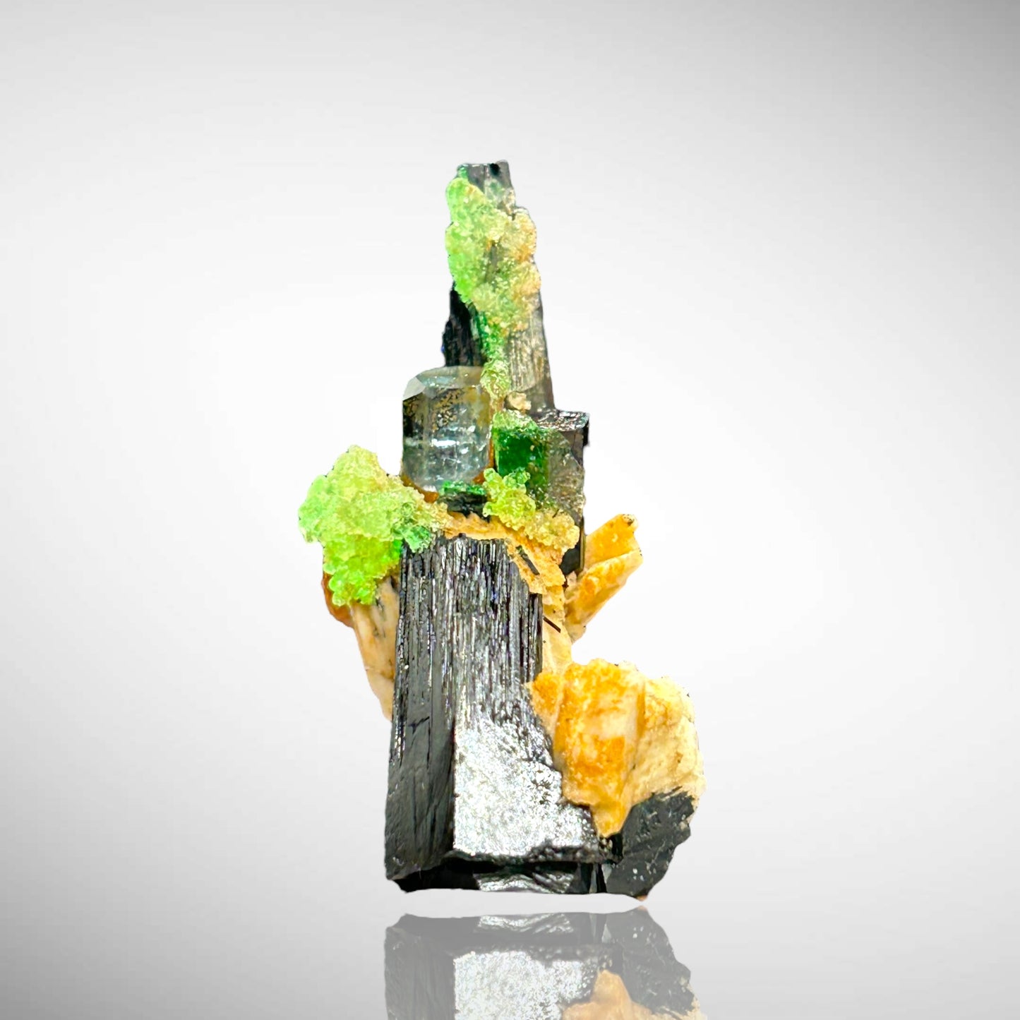 Aquamarin/e, Hyalit/e, Schorl - Erongo, Namibia
