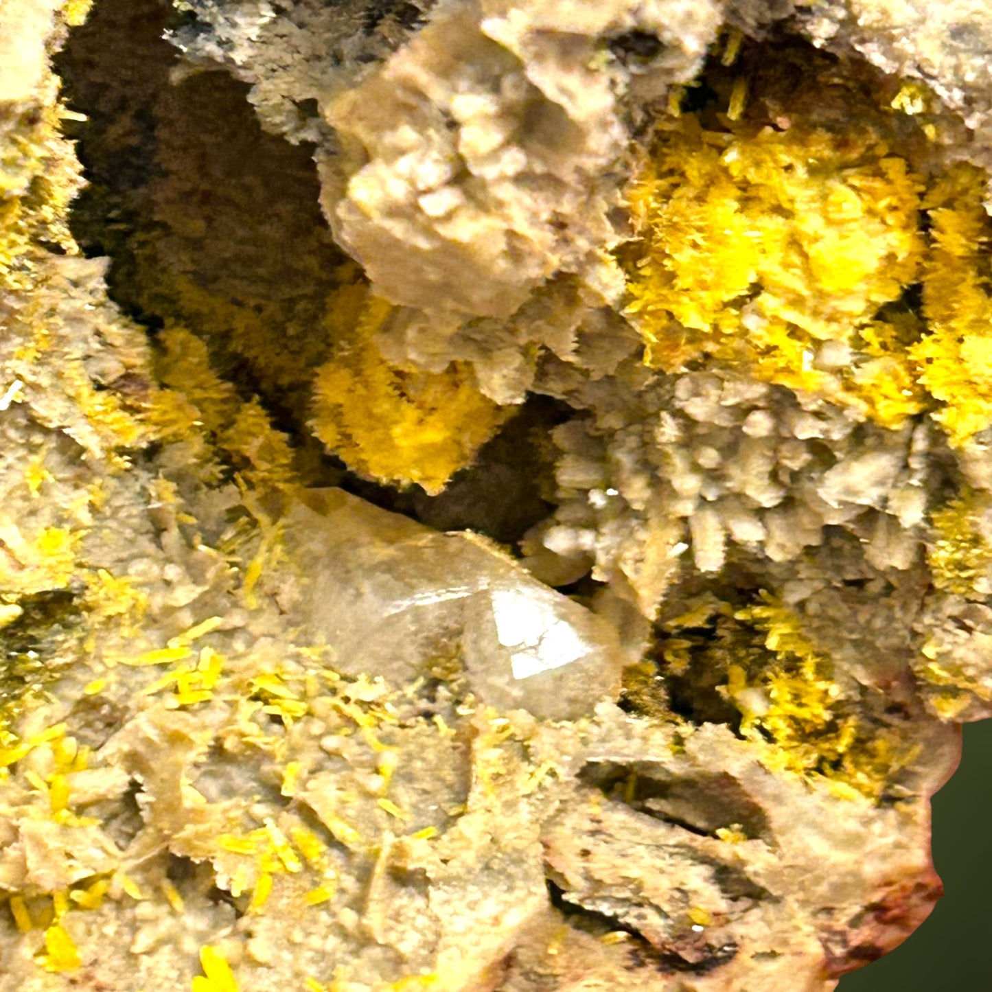 Mimetesit, Cerussit – Tsumeb, Namibia