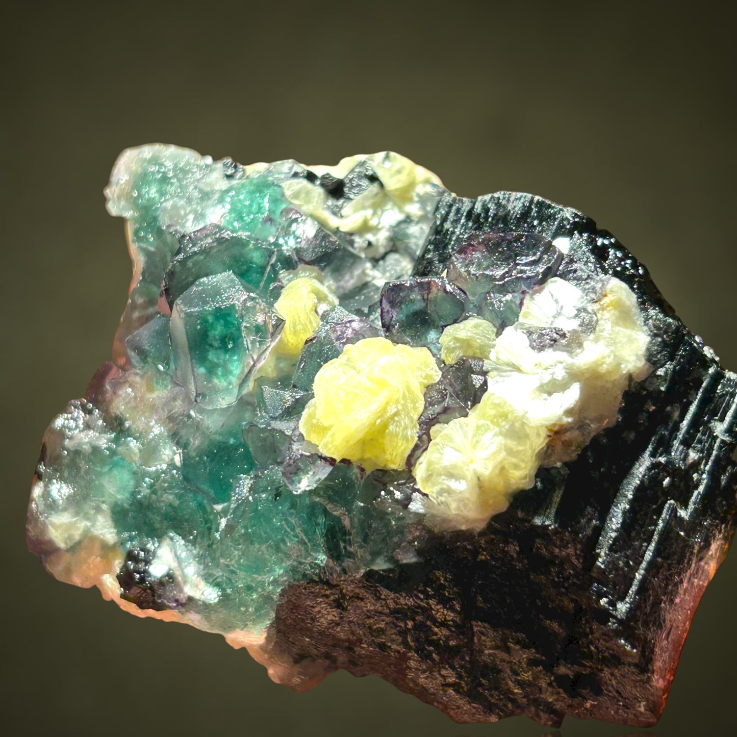 Fluorite, (Li-)Zinnwaldite, Tourmaline - Erongo, Namibia