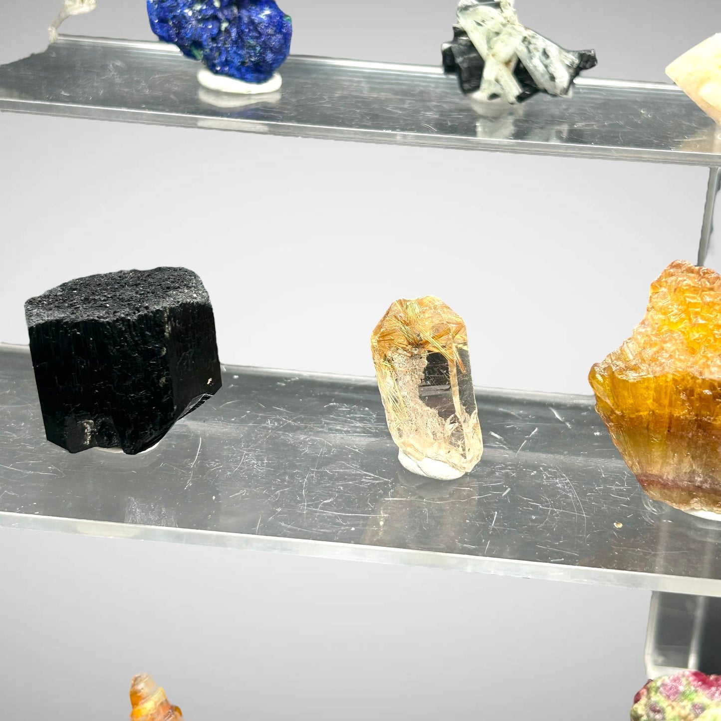 Mineral collection worldwide