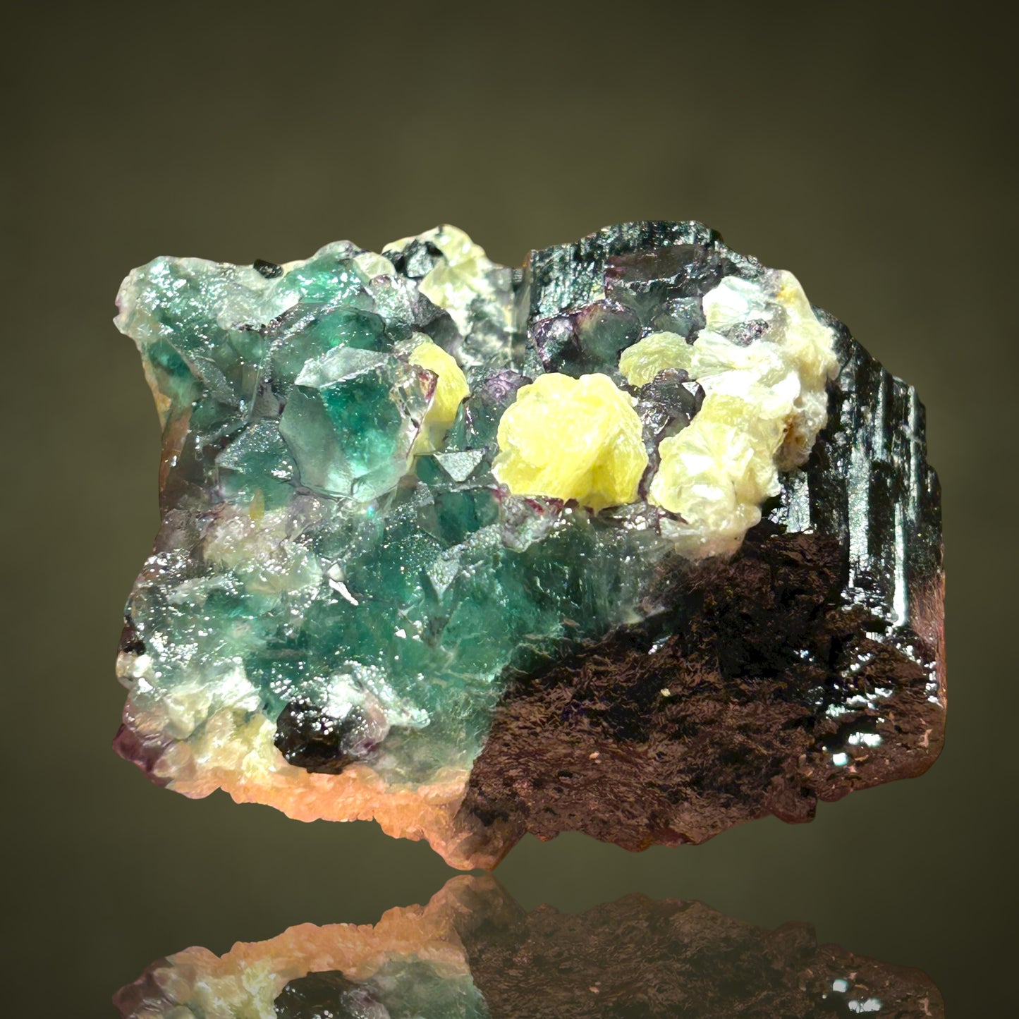 Fluorite, (Li-)Zinnwaldite, Tourmaline - Erongo, Namibia