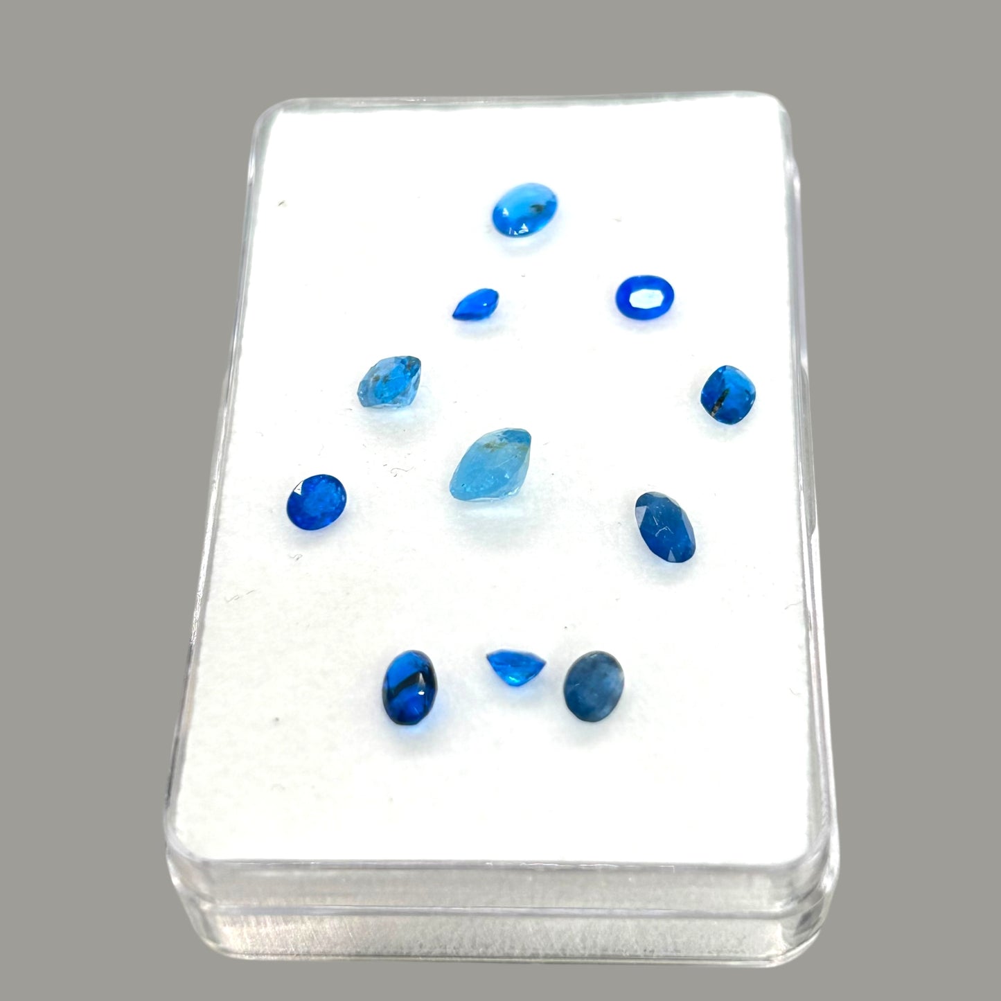 2.2 cts Hauyn/e facettiert/faceted B-Qualität 🇩🇪