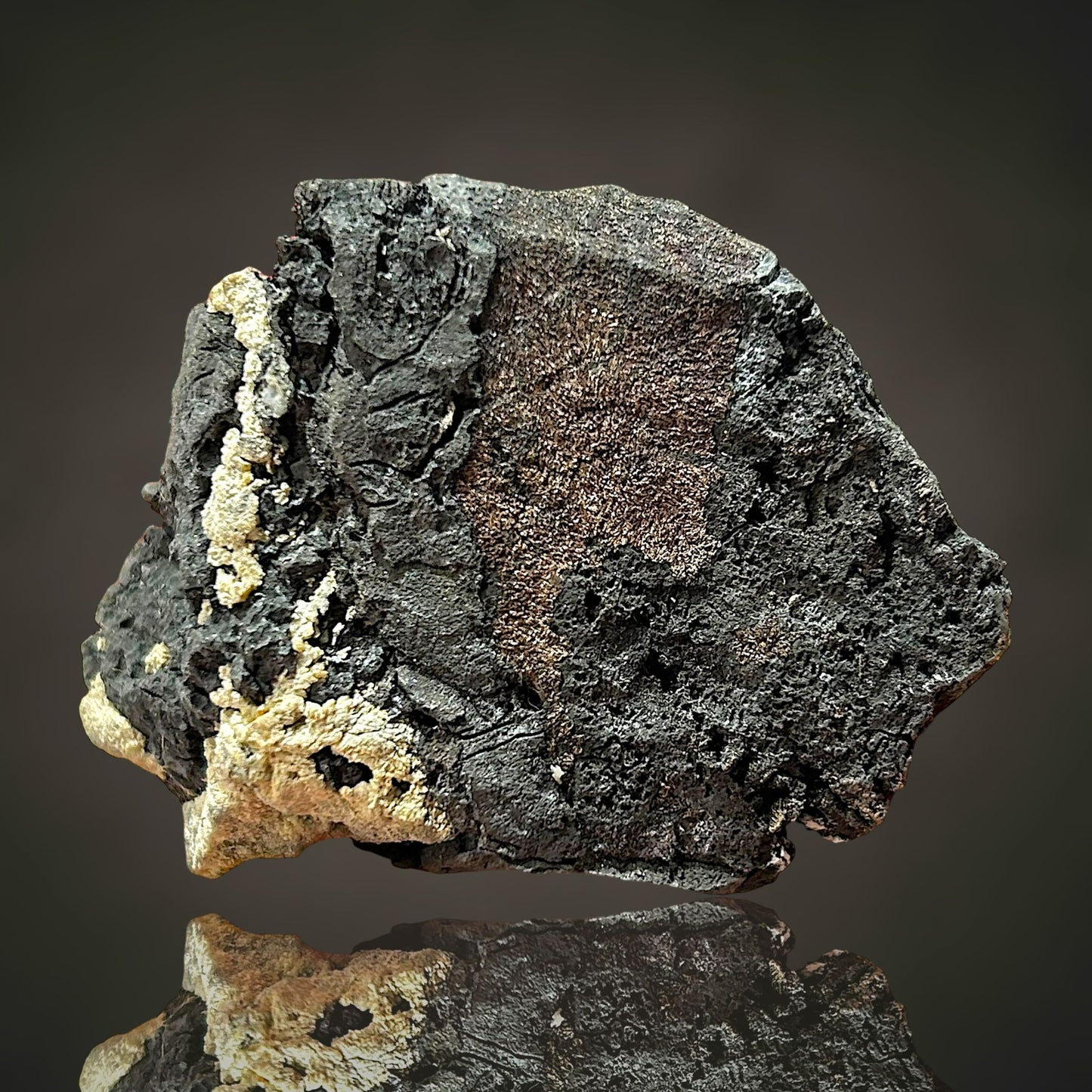 Gediegen Silber in gediegen Arsen - Erzgebirge